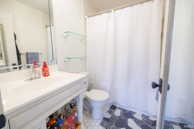 2650 S Wexley Rd Road, Bloomington, IN 47401