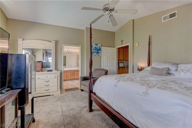 1316 Date Palm Circle, Las Vegas, NV 89108