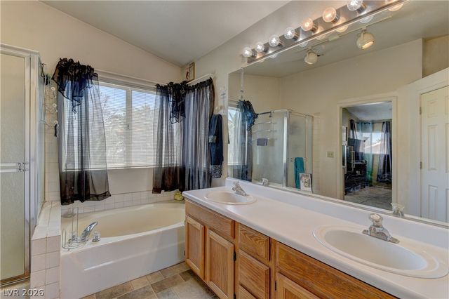 1316 Date Palm Circle, Las Vegas, NV 89108