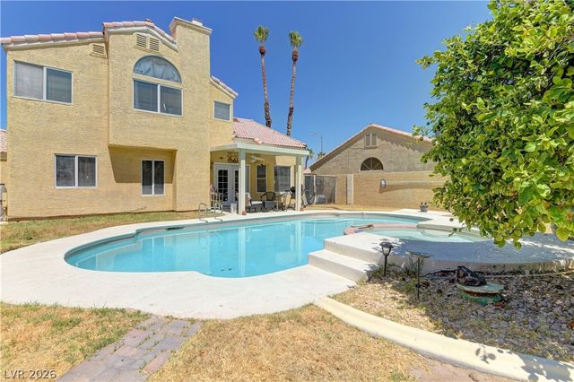 1316 Date Palm Circle, Las Vegas, NV 89108