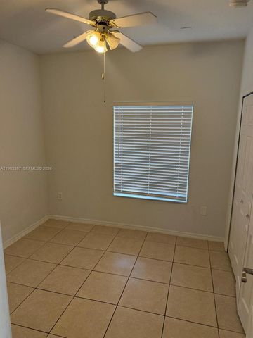 10776 NW 83rd Ter 1-19, Doral, FL 33178