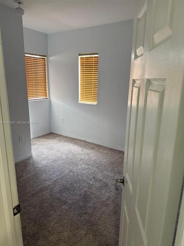 10776 NW 83rd Ter 1-19, Doral, FL 33178