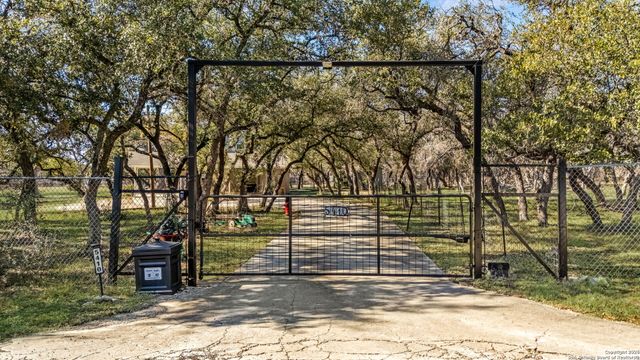 5410 Fm 1863, Bulverde, TX 78163