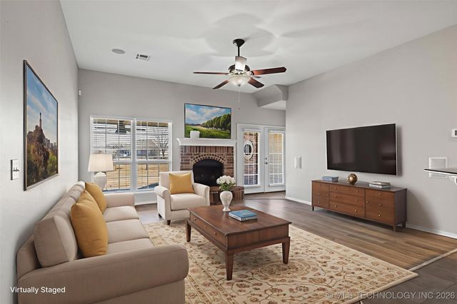 9015 N 156th Avenue E, Owasso, OK 74055