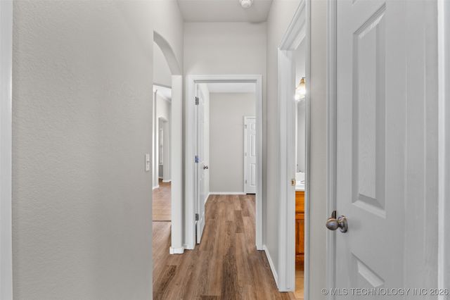 9015 N 156th Avenue E, Owasso, OK 74055