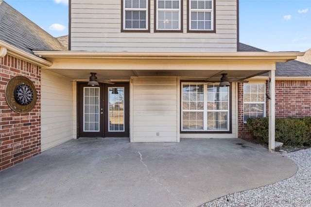 9015 N 156th Avenue E, Owasso, OK 74055