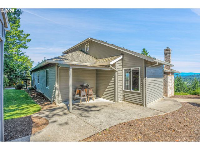 1415 Sw MILLER Ct, Gresham, OR 97080