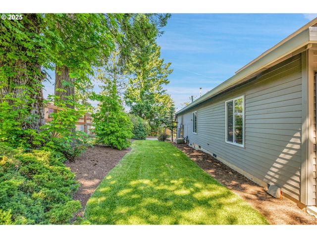 1415 Sw MILLER Ct, Gresham, OR 97080