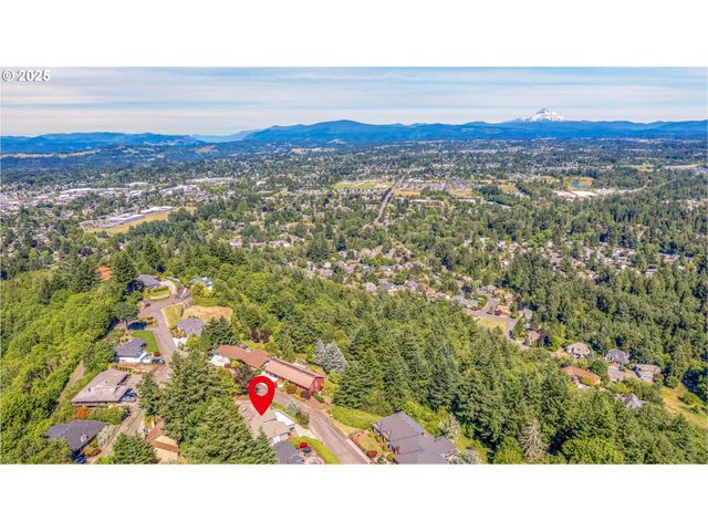 1415 Sw MILLER Ct, Gresham, OR 97080