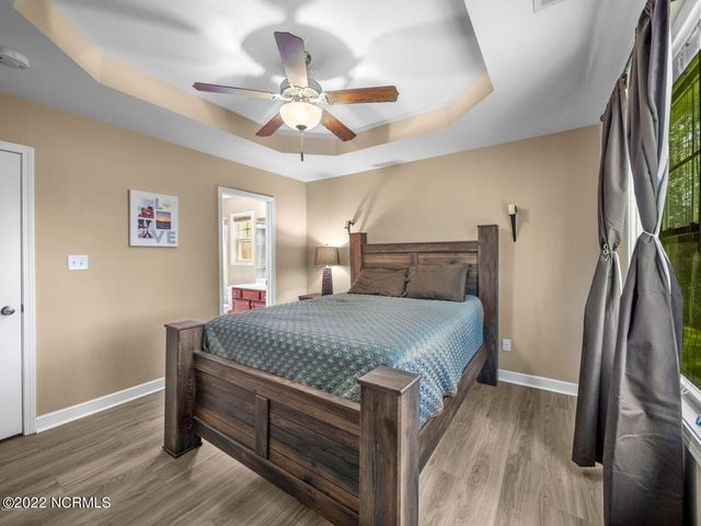 423 Blue Pennant Court, Sneads Ferry, NC 28460