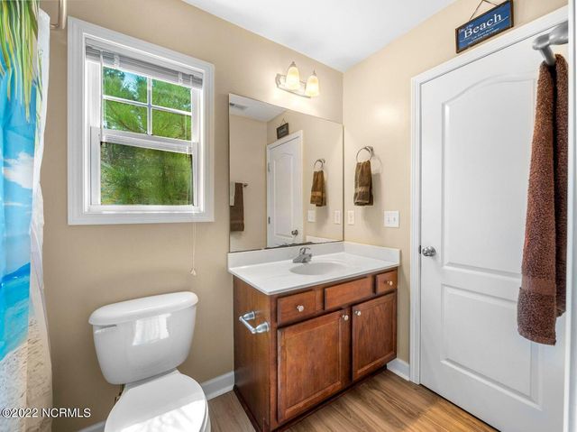 423 Blue Pennant Court, Sneads Ferry, NC 28460