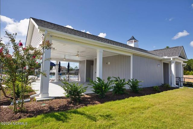 423 Blue Pennant Court, Sneads Ferry, NC 28460