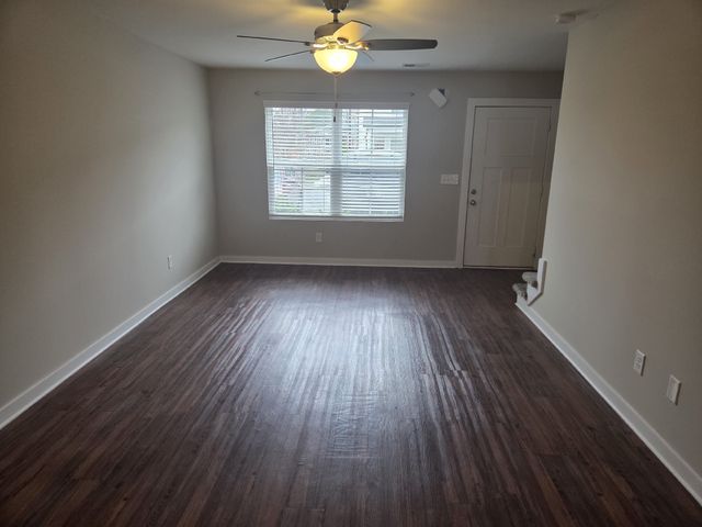 608 Hadley Village Blvd, Old Hickory, TN 37138