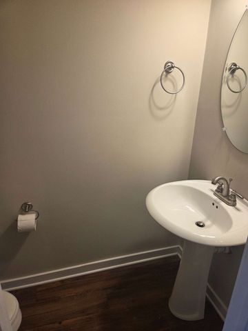 608 Hadley Village Blvd, Old Hickory, TN 37138