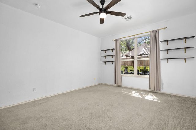 2652 Ravenwood DR, Round Rock, TX 78665