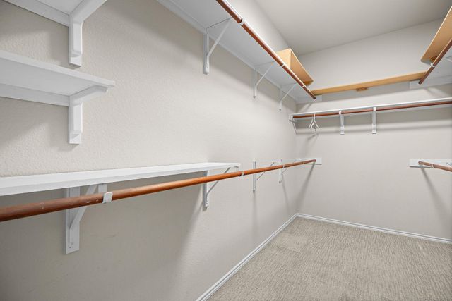 2652 Ravenwood DR, Round Rock, TX 78665