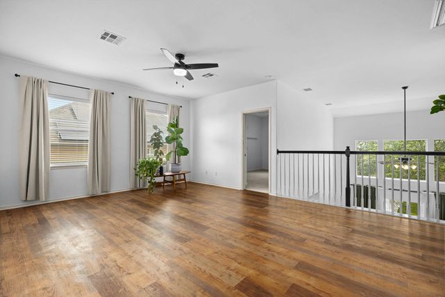 2652 Ravenwood DR, Round Rock, TX 78665