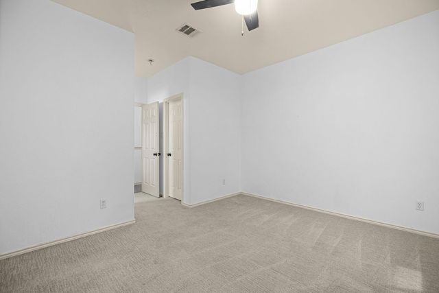 2652 Ravenwood DR, Round Rock, TX 78665