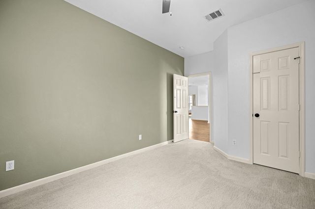 2652 Ravenwood DR, Round Rock, TX 78665