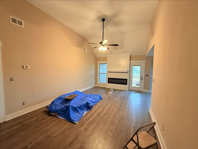 795 Vera Dr, Clarksville, TN 37040