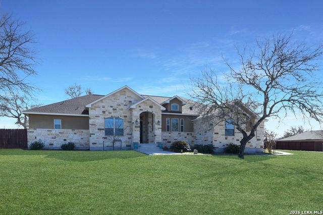 105 Bobby Lynn, Adkins, TX 78101