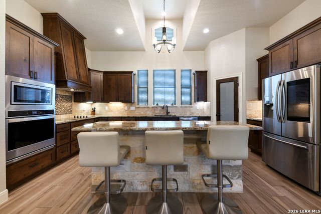 105 Bobby Lynn, Adkins, TX 78101