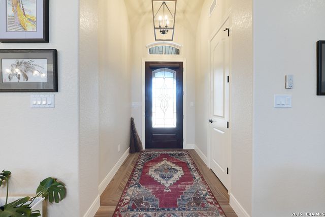 105 Bobby Lynn, Adkins, TX 78101