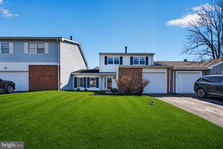 329 CANTERBURY CT, Newtown, PA 18940