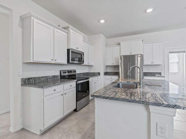 5536 NW 40th Loop, Ocala, FL 34482
