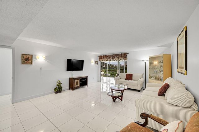 9165 SW 14th Street 1304, Boca Raton, FL 33428