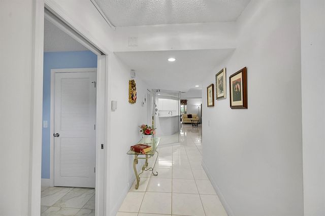9165 SW 14th Street 1304, Boca Raton, FL 33428