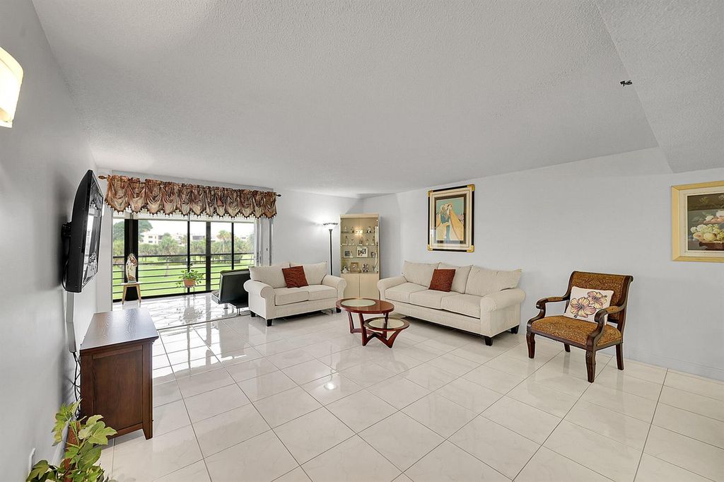 9165 SW 14th Street 1304, Boca Raton, FL 33428