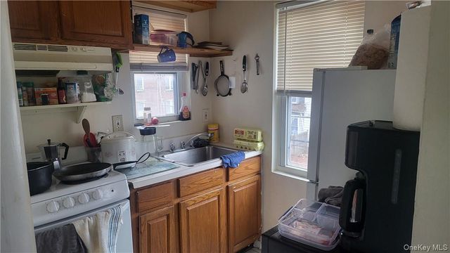 67 Academy Street, Poughkeepsie, NY 12601