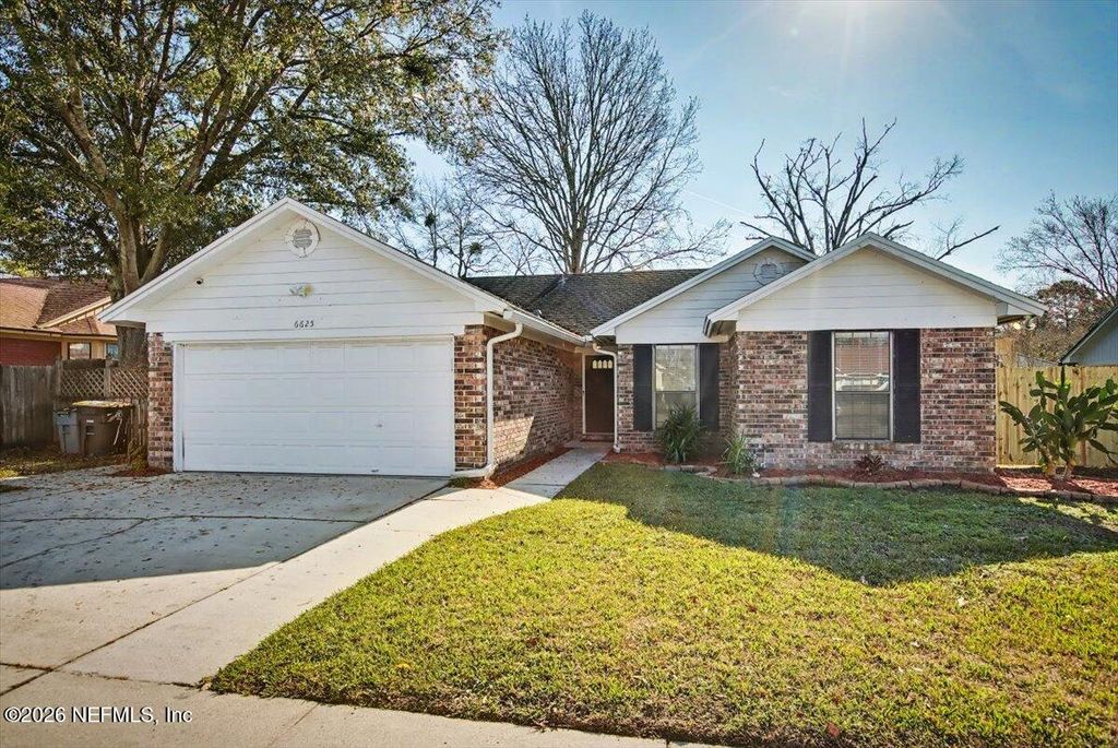 6625 DOVE CREEK Drive, Jacksonville, FL 32244