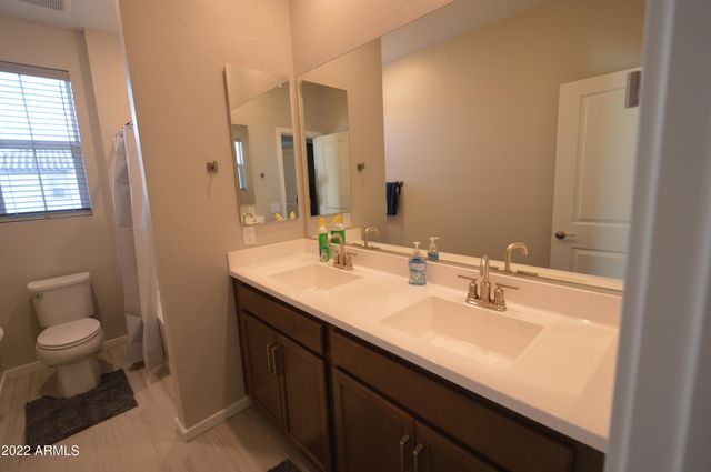 1326 W COYOTE Drive, Chandler, AZ 85286