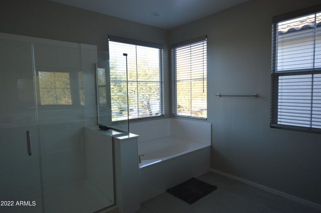 1326 W COYOTE Drive, Chandler, AZ 85286