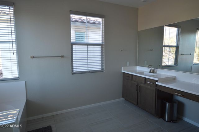 1326 W COYOTE Drive, Chandler, AZ 85286