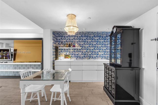 1100 West Ave 1420, Miami Beach, FL 33139