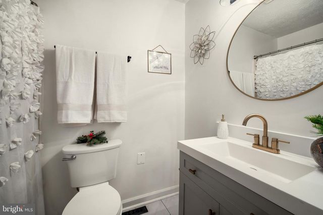 3466 MIDDLE RD, Winchester, VA 22602