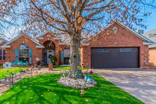 7043 Echo Lake Court, Arlington, TX 76001