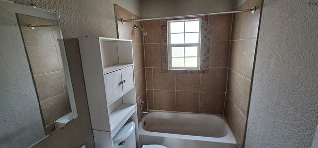 1633 LUCAS AVENUE, Wichita Falls, TX 76308