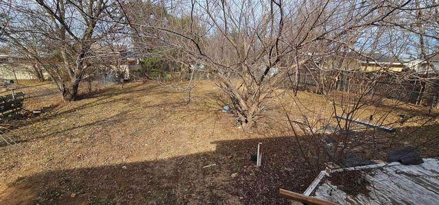 1633 LUCAS AVENUE, Wichita Falls, TX 76308