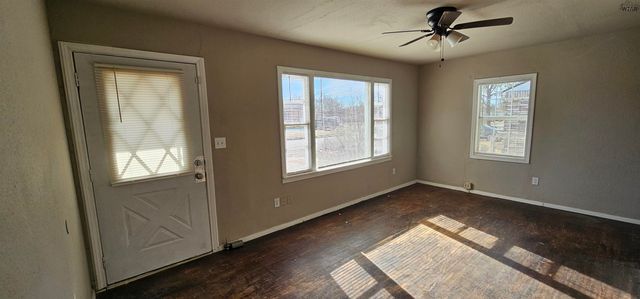 1633 LUCAS AVENUE, Wichita Falls, TX 76308