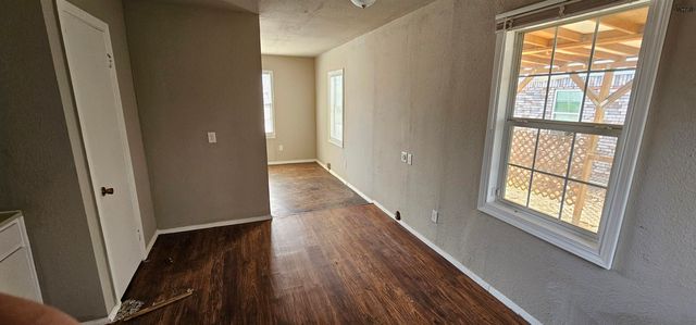 1633 LUCAS AVENUE, Wichita Falls, TX 76308