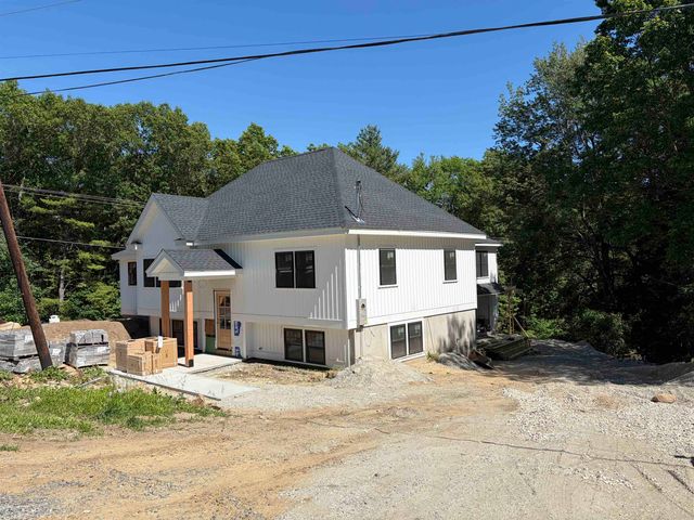 5 Birch Drive, Newmarket, NH 03857