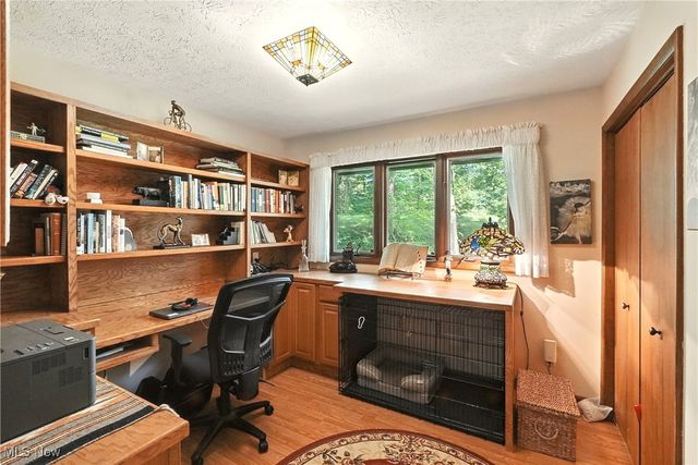 14759 Hillbrook Lane N, Chagrin Falls, OH 44022