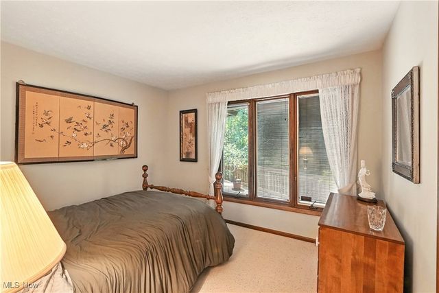 14759 Hillbrook Lane N, Chagrin Falls, OH 44022