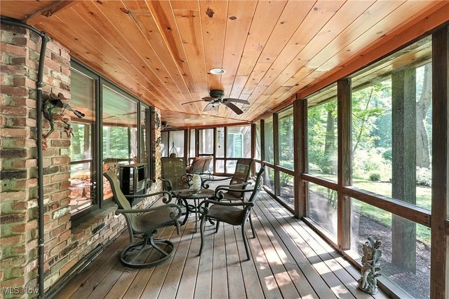 14759 Hillbrook Lane N, Chagrin Falls, OH 44022