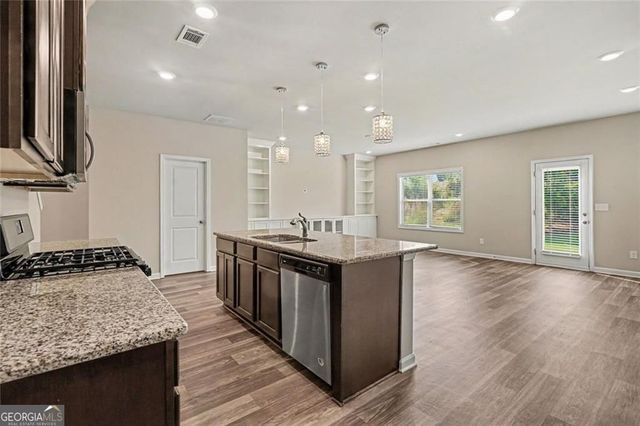 132 Auburn Crossing Drive, Auburn, GA 30011