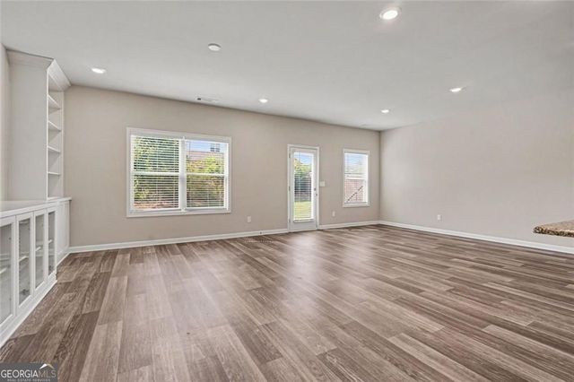 132 Auburn Crossing Drive, Auburn, GA 30011